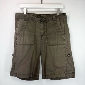 Nike ACG Bermuda adjustable length hiking shorts- size 8